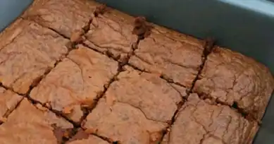 3 Malzemeli Çikolatalı Fındık Ezmesi Kek Tarifi
