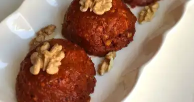 Hafta Sonu Kahvaltılarının Vazgeçilmezi: Pratik Acuka Tarifi