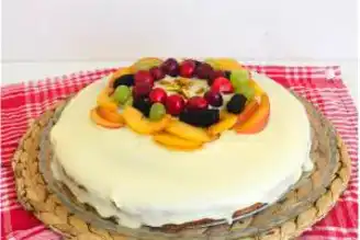 Nefis Beyaz Çikolatalı Yaş Pasta Tarifi