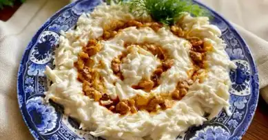 Nefis Cevizli Kereviz Mezesi Tarifi