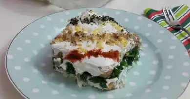 Lezzetli Etimek Salatası Tarifi