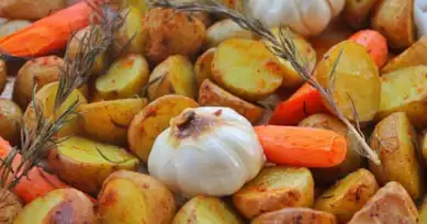 Nefis Fırında Bebek Patates Tarifi