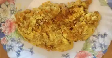 Nefis Havuçlu Soğanlı Omlet Tarifi