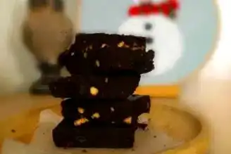 Sağlıklı Hurmalı Brownie Tarifi