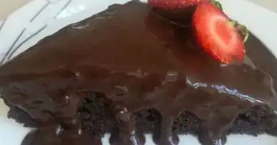 Nefis Çikolatalı Kek Tarifi