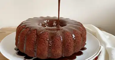 Nefis Çikolatalı Sütlü Islak Kek Tarifi