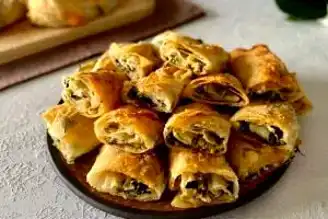 Nefis Ispanaklı Kol Böreği Tarifi