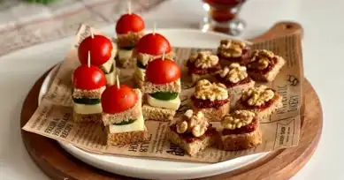 Hızlı ve Lezzetli Mini Kahvaltılık Kanepe Tarifi