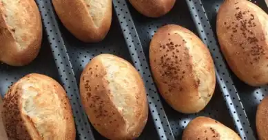 Çıtır Çıtır Minik Kahvaltılık Ekmekler Tarifi