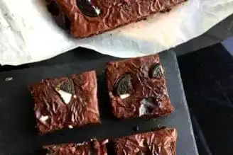 Nefis Kakaolu Bisküvili Brownie Tarifi