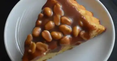 Nefis Karamelli Fıstıklı Tart Kek Tarifi