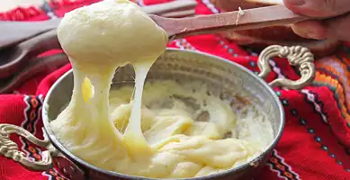 Lezzetli ve Uzanan Kuymak Tarifi