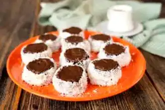 Nefis Kakaolu Mini Pasta Tarifi