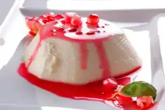 Nefis Narlı Panna Cotta Tarifi