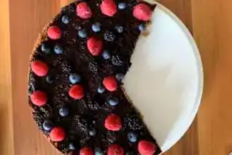 Nefis Orman Meyveli Cheesecake Tarifi
