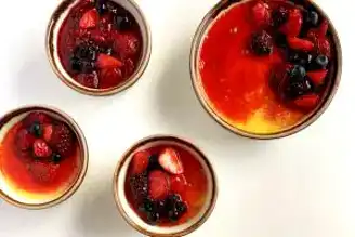 Orman Meyveli Creme Brulee Tarifi