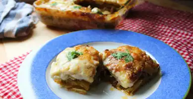 Nefis Patatesli Lazanya Tarifi