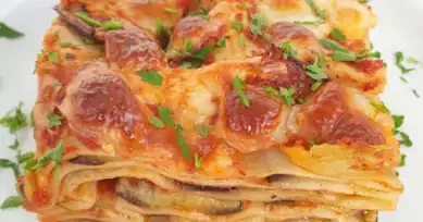 Nefis Patlıcanlı Lazanya Tarifi