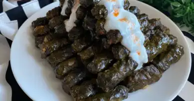 Nefis Pazı Sarması Tarifi