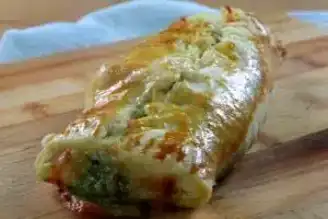 Nefis Pesto Soslu Tavuklu Milföy Tarifi