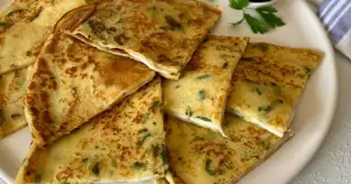 Hafif ve Lezzetli Peynirli Krep Börek Tarifi