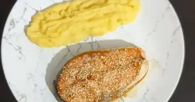 Nefis Portakal Teriyaki Soslu Somon Tarifi