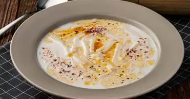 Pratik ve Lezzetli Sütlü Hamur Çorbası Tarifi