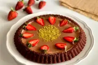 Nefis Tart Kalıbında Ağlayan Pasta Tarifi