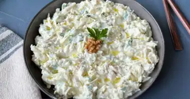 Nefis Tavuklu Kereviz Salatası Tarifi