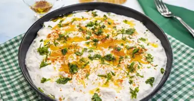 Nefis Yoğurtlu Patlıcan Salatası Tarifi