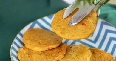 Sağlıklı Sebzeli Yulaflı Pancake Tarifi