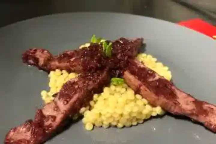 Nefis Ahududu Soslu Tavuk Göğsü Tarifi