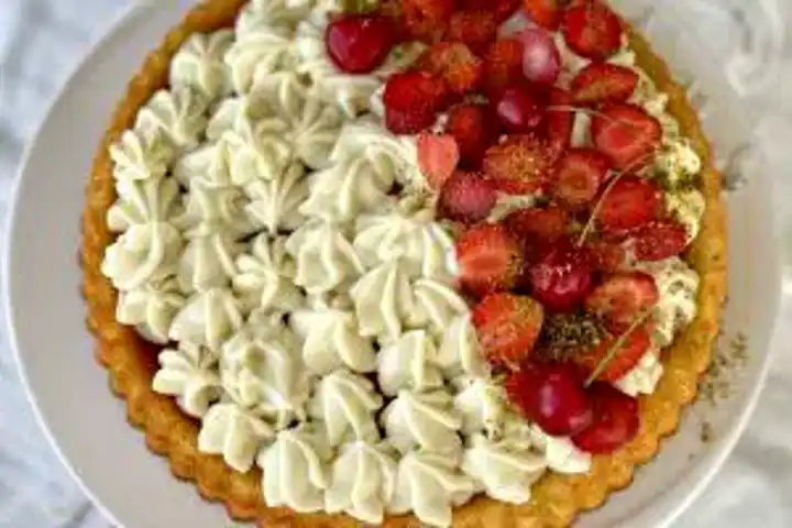 Nefis Beyaz Çikolatalı Tart Pastası Tarifi