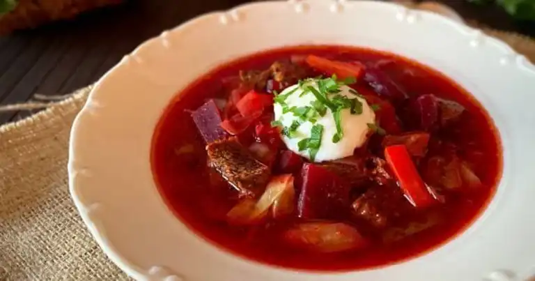 Nefis Borş (Borsch) Çorbası Tarifi