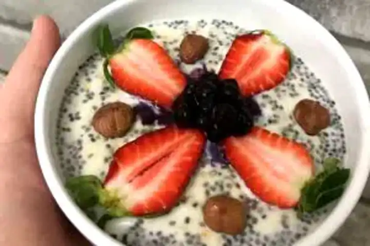 Sağlıklı ve Lezzetli Chia Tohumlu Yulaflı Tatlı Tarifi