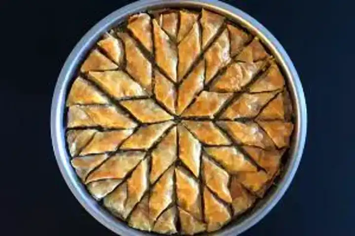 Nefis Ev Yapımı Baklava Tarifi