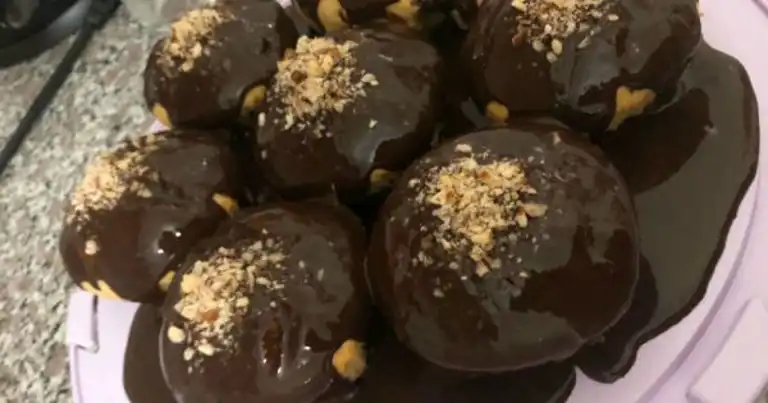 Çikolata Soslu Muffin Tarifi