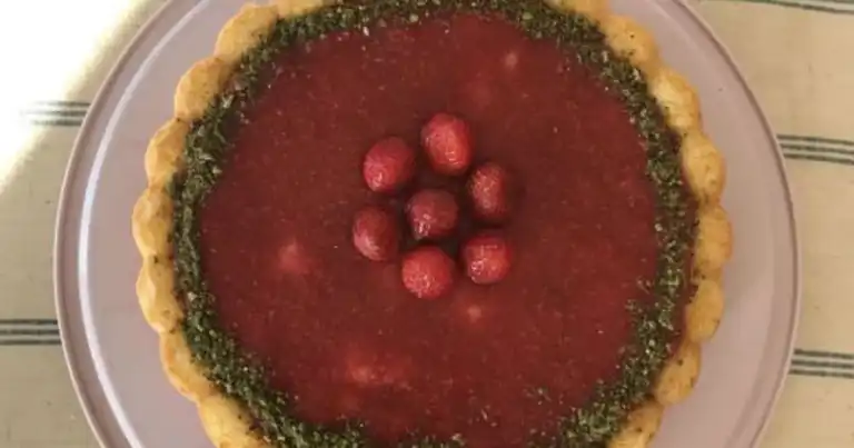 Nefis Çilek Jöleli Kek Tarifi