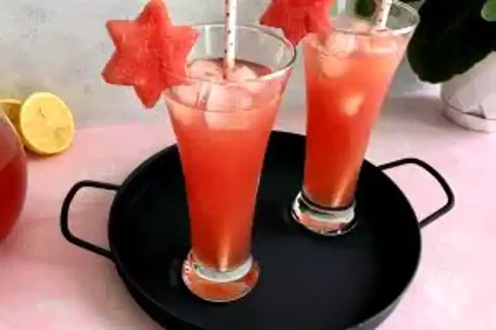 Yazın Serinletici İçeceği: Karpuzlu Limonata Tarifi