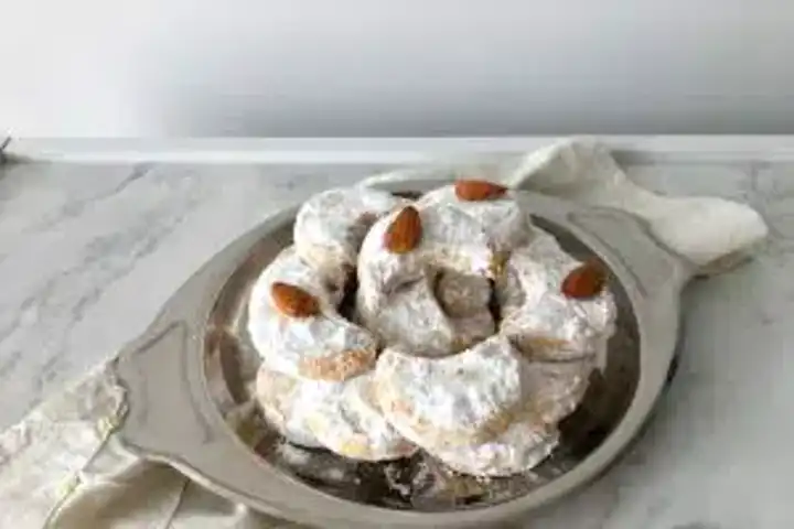 Nefis Bademli Kurabiye Tarifi