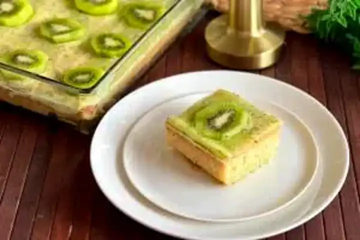Hafif ve Lezzetli Kivili Pasta Tarifi