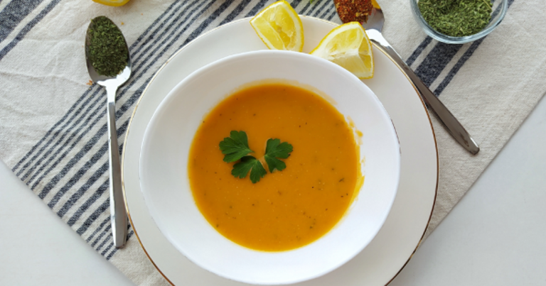 Sıcacık Kırmızı Mercimek Çorbası Tarifi