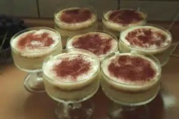 Kuplarda Pratik Tiramisu Tarifi