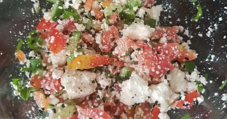 Nefis Lor Salatası Tarifi