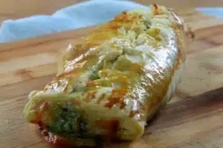 Nefis Pesto Soslu Tavuklu Milföy Tarifi