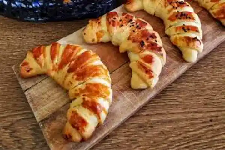 Ev Yapımı Pofuduk Poğaça Tarifi