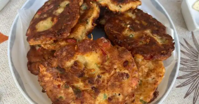 Sebzeli Sucuklu Lezzetli Kaşık Dökmesi Tarifi