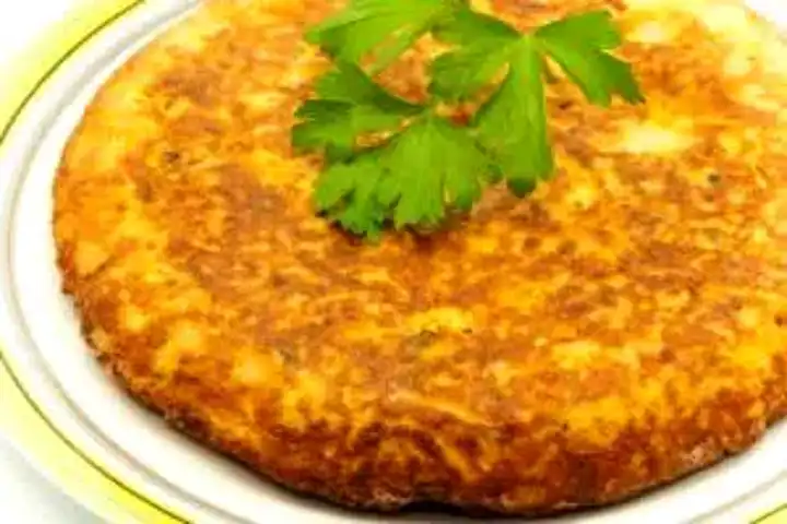 Tavada Patatesli Pratik Börek Tarifi