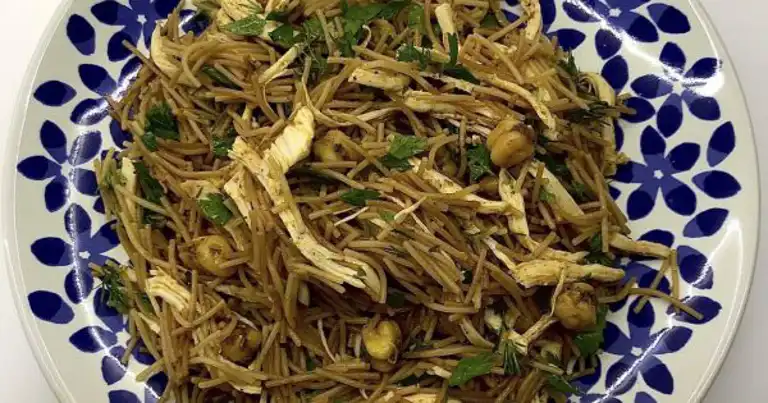 Nefis Tavuklu Tel Şehriye Salatası Tarifi
