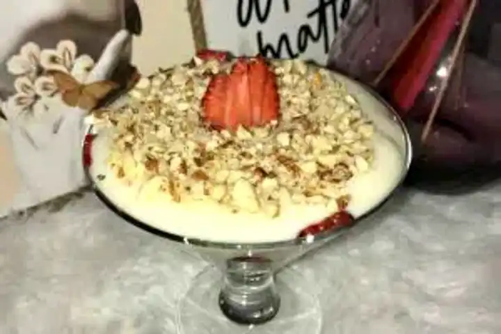 Tost Ekmeğiyle Çilekli Lezzet Şöleni!
